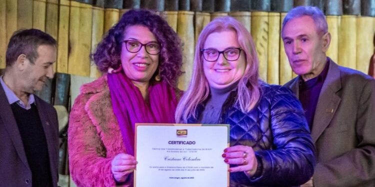 Nova diretoria da CTB RS toma posse em cerimônia com ampla participação sindical